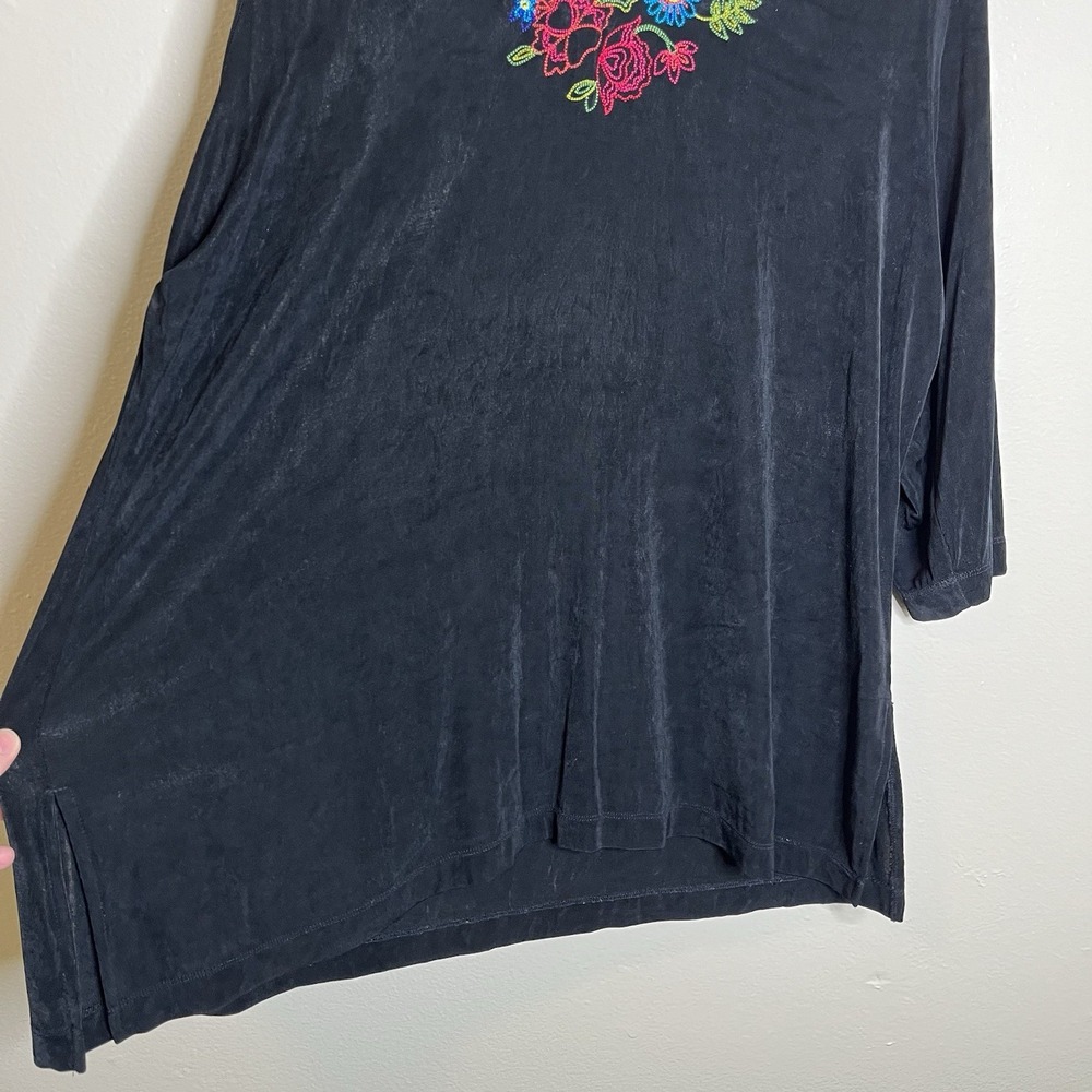 Women Tunic top 2x Relax Fit Whimsigoth Embroidered Dark Floral Witchy Romantic - Picture 4 of 9